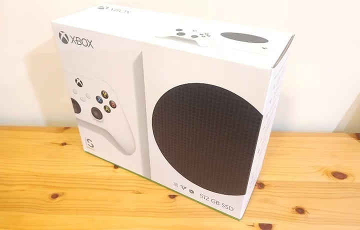 Microsoft Xbox Series S - Game console - 512 GB SSD - Brand New 1H77