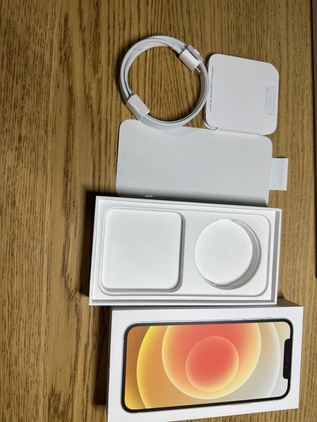 Iphone 12 128gb unlocked (white) 1O92