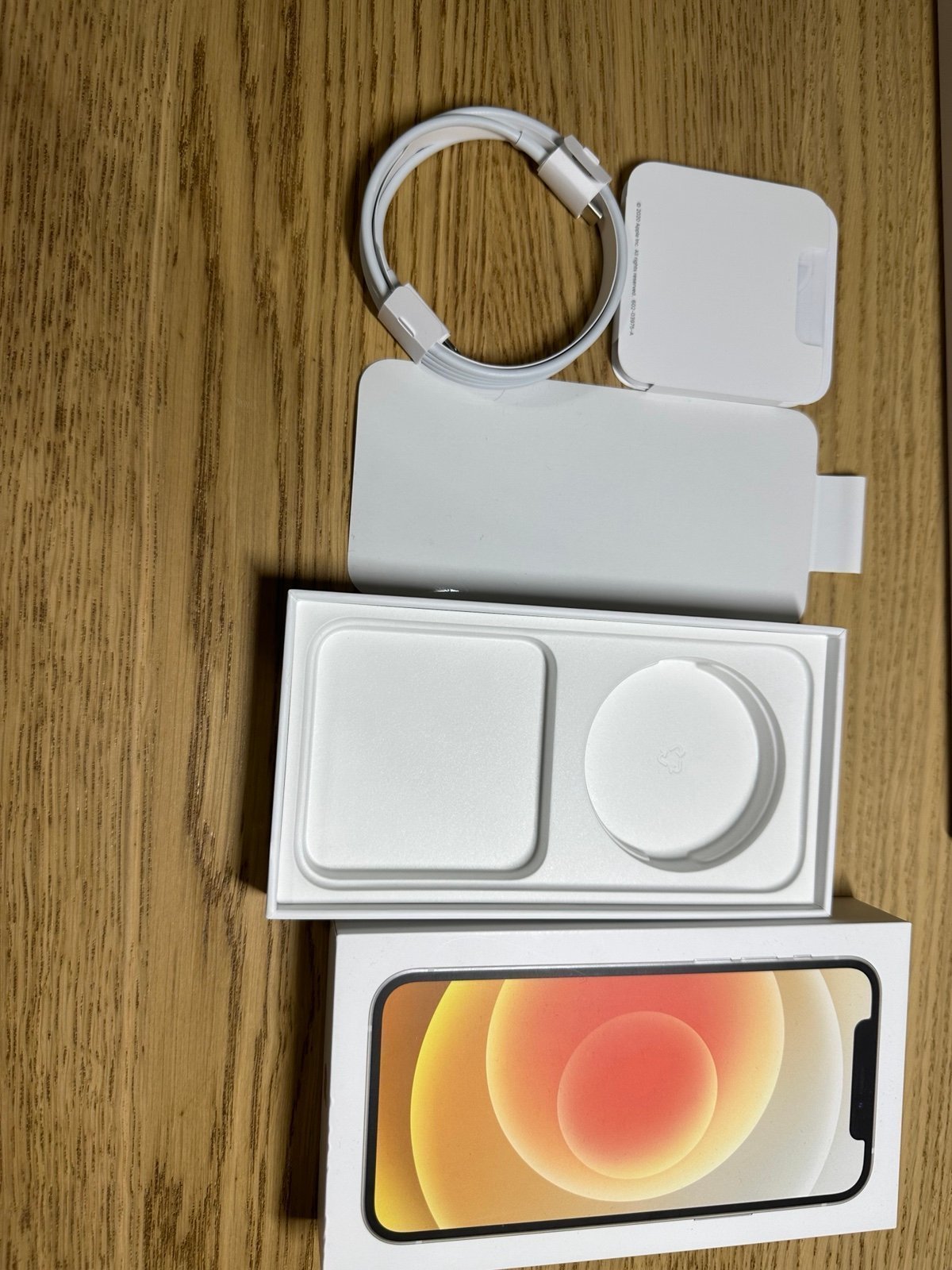 Iphone 12 128gb unlocked (white) 1O92