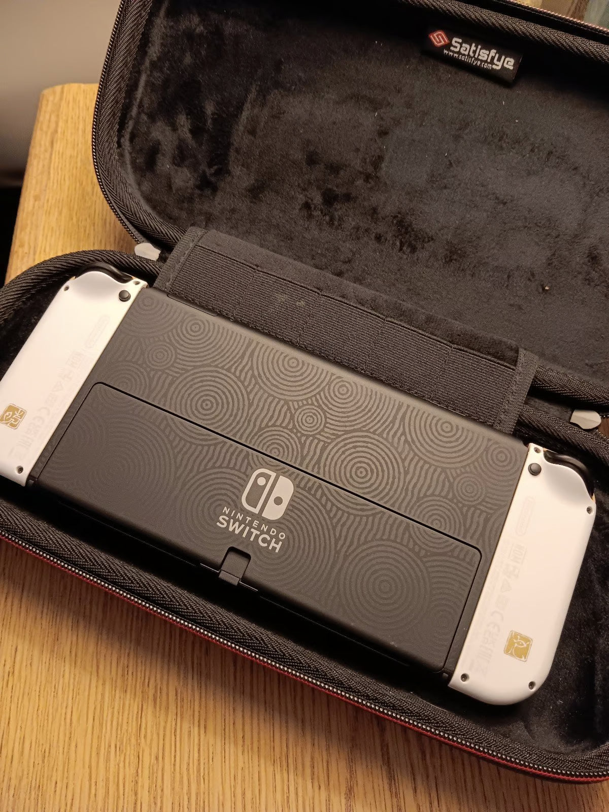 Nintendo Switch OLED Zelda Tears of The Kingdom Special Edition Console | w/Case 6A58