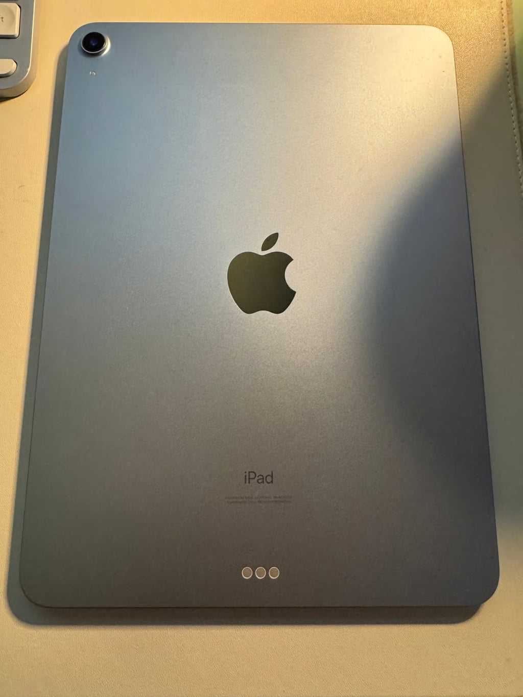 Apple iPad Air (4th gen) sky blue AND Apple Pencil (2nd gen) 5Z89
