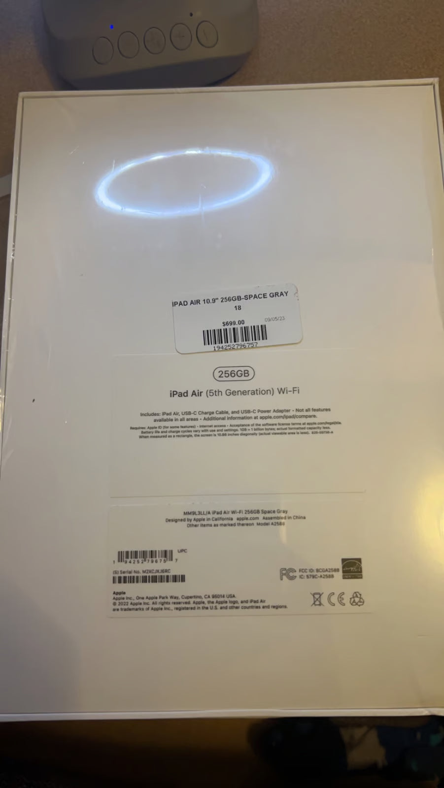 Apple iPad Air 5th Generation 256 GB in Space Gray 3H62