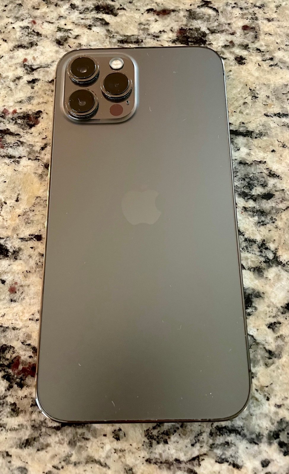 Apple iPhone 12 Pro Max 256 GB in Graphite for Unlocked 8H31