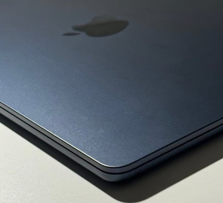 Apple MacBook Air m2 13in 3A53