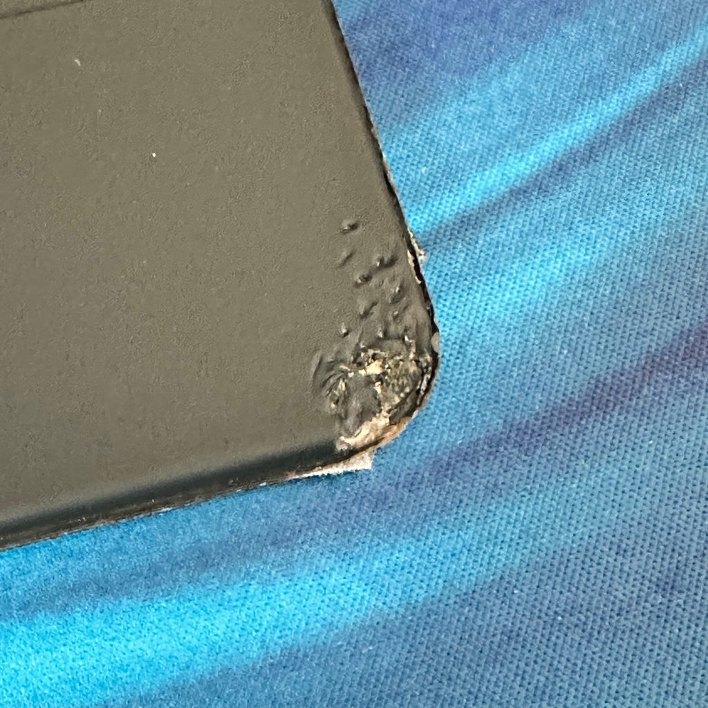 Apple iPad Pro 12.9�?4th Gen 256gb WiFi + Cellular Unlocked w/ Magic Keyboard 1H36