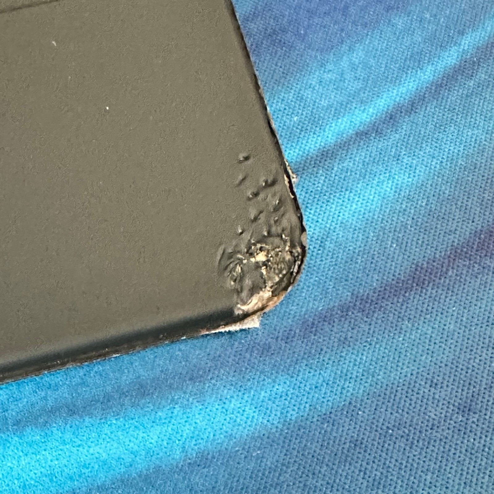 Apple iPad Pro 12.9�?4th Gen 256gb WiFi + Cellular Unlocked w/ Magic Keyboard 1H36