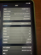 iPad Pro 11 inch gen4 128gb with apple Magic Keyboard 6J73