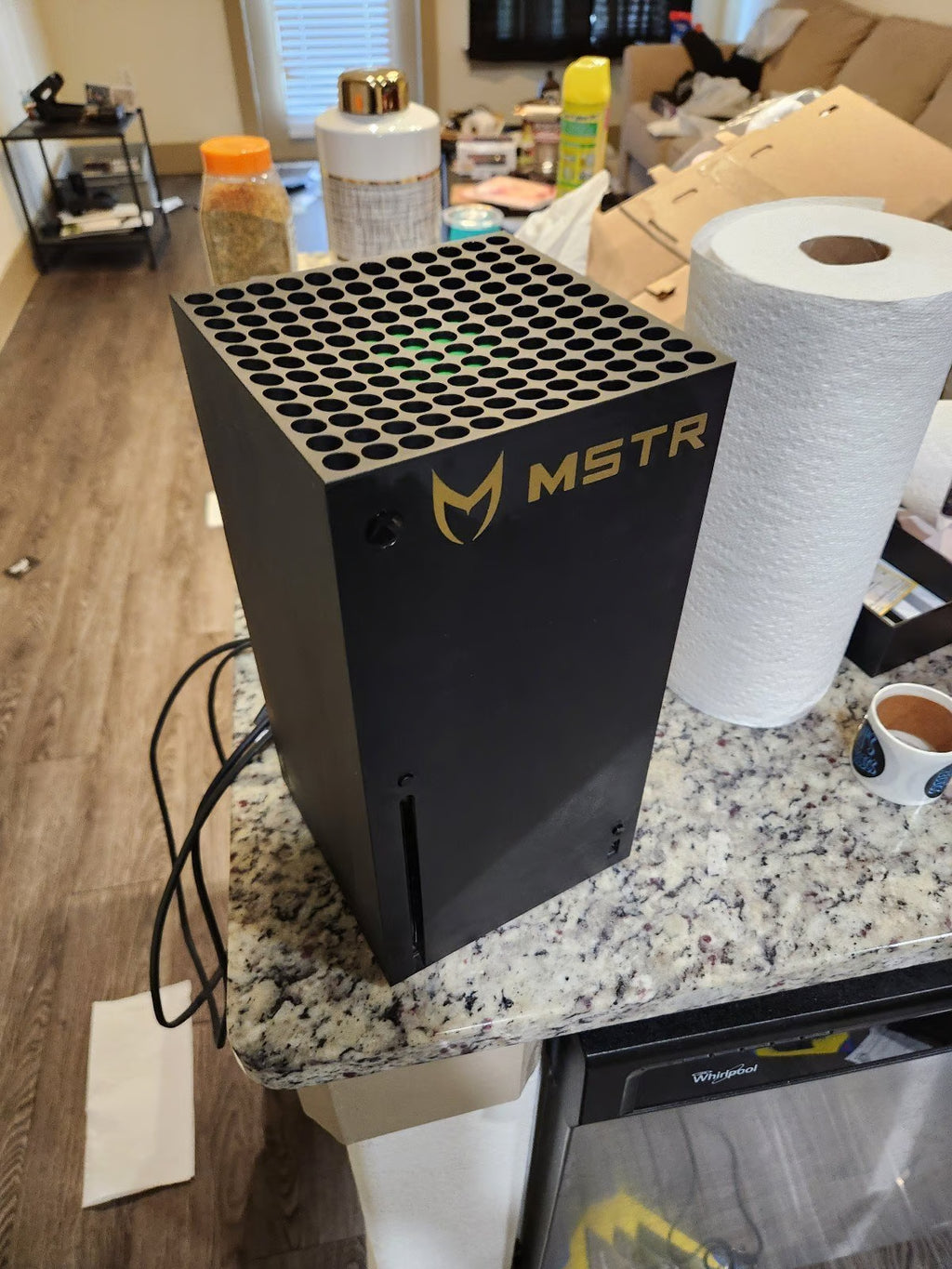 Xbox series X 1tb with Resident evil 4 steelbook 2H73