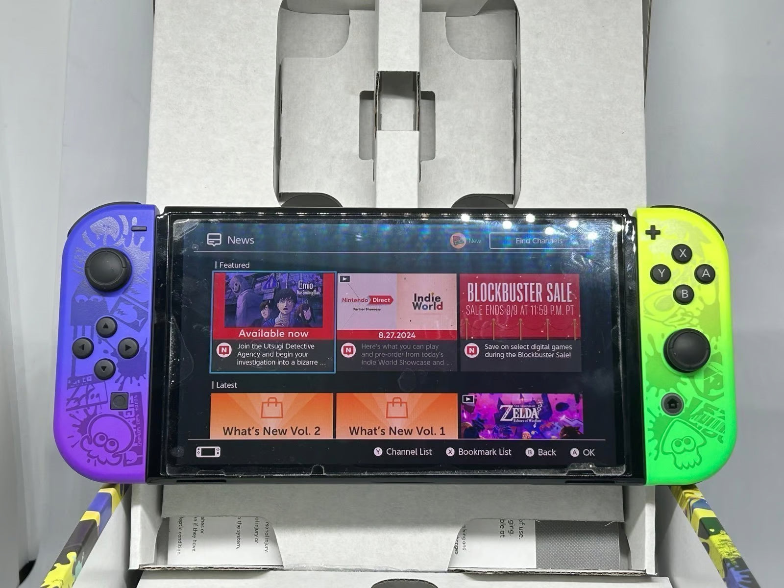 Nintendo Switch OLED Splatoon 3 Special Edition 8F93