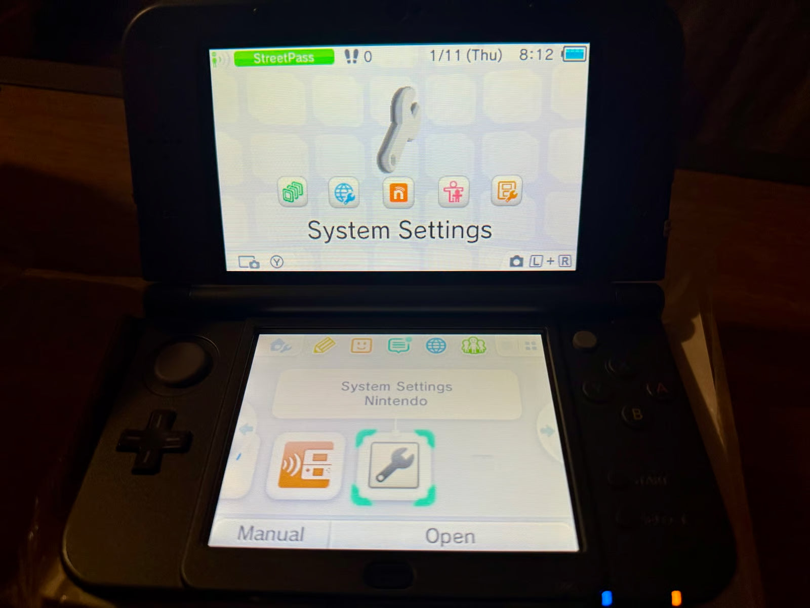 Nintendo new 3Ds xl Zelda hyrule edition