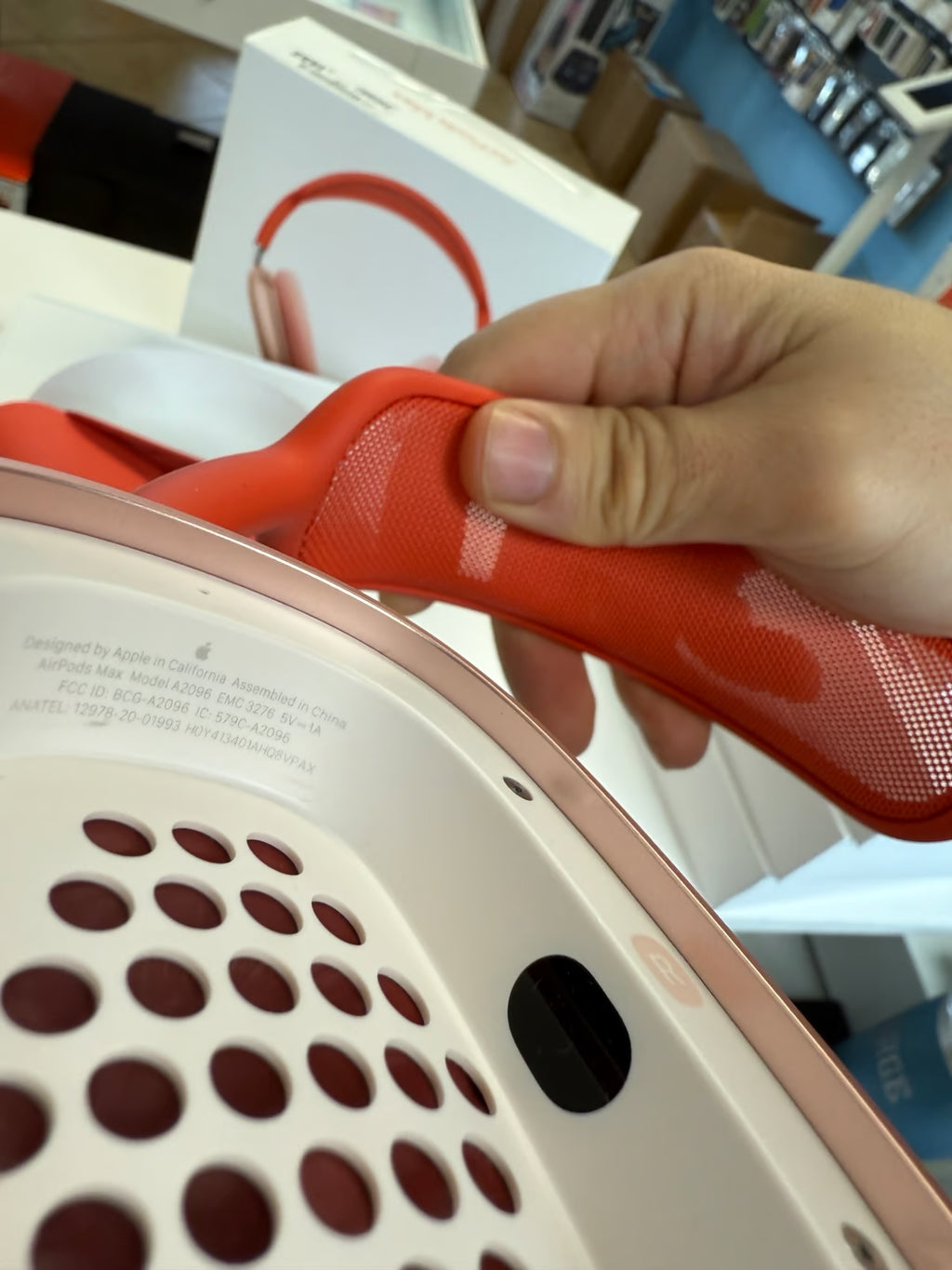 AirPods Max Pink Original Apple Headphones with Apple care till August 2025 9D12