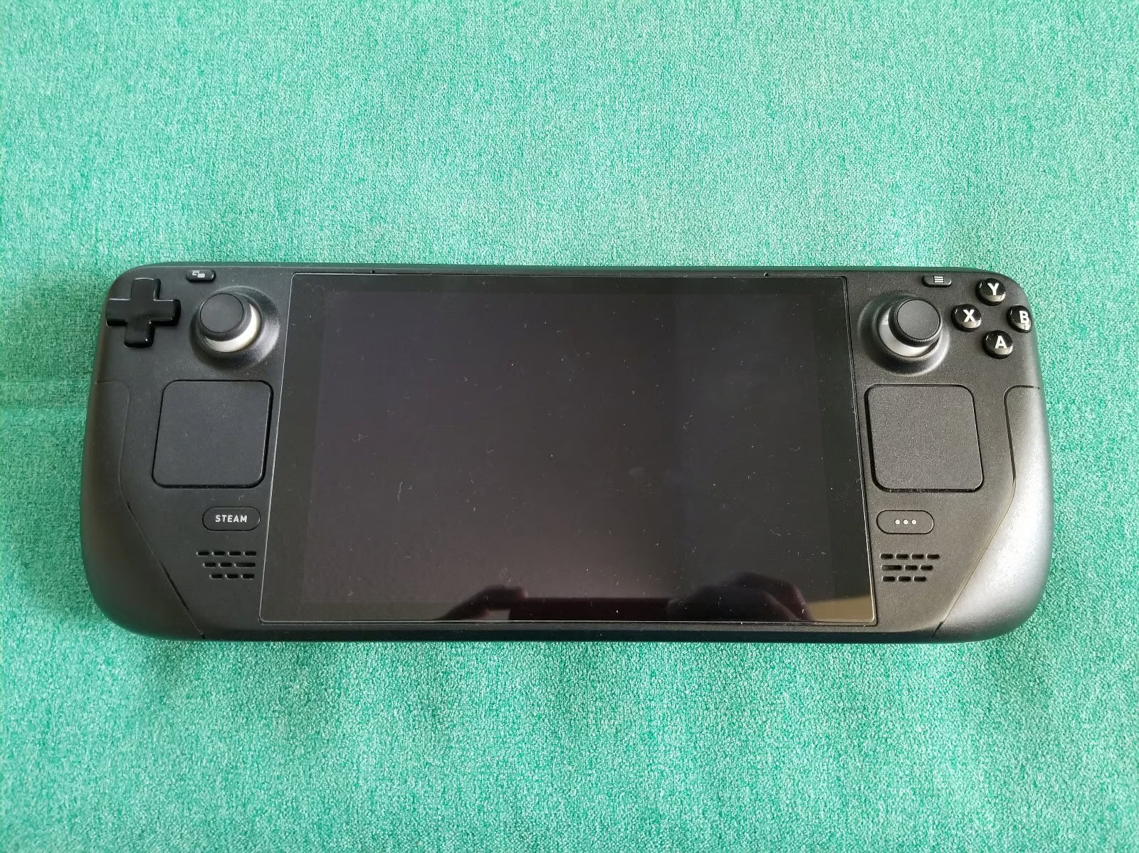 Steam Deck 64 GB LCD and 256 GB SD Card 2Y25