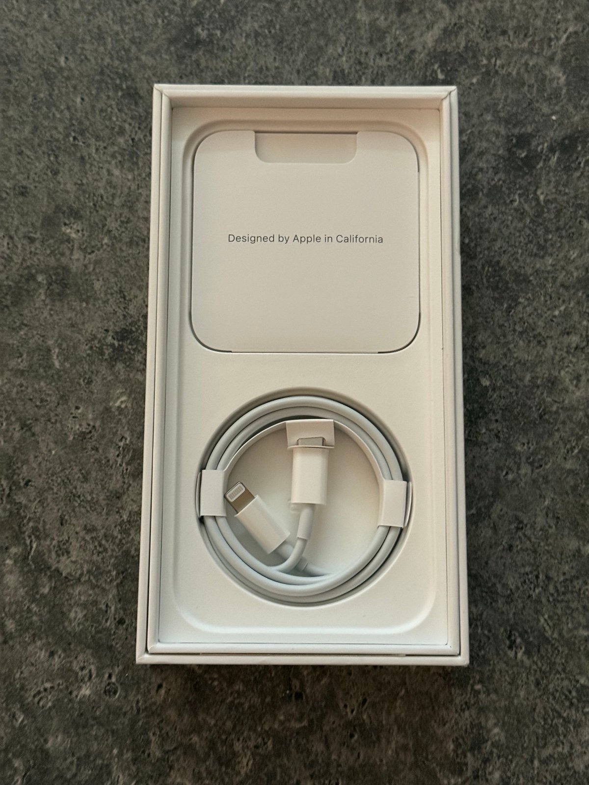 Apple iPhone 14 Pro 256 GB in Space Black Unlocked 7L87