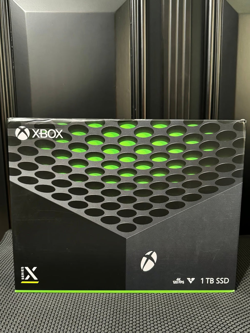 Xbox Series X Console with Red Controller 6D39