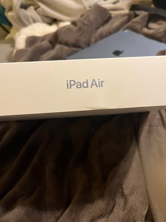 Apple iPad Air 4th Generation 9C16