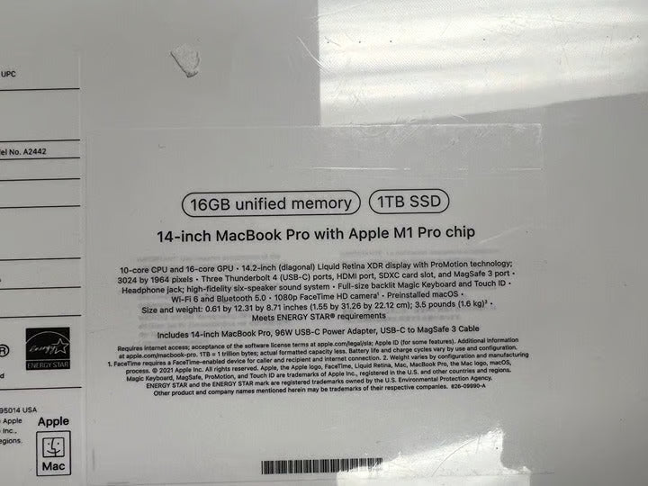 MacBook Pro 7E79
