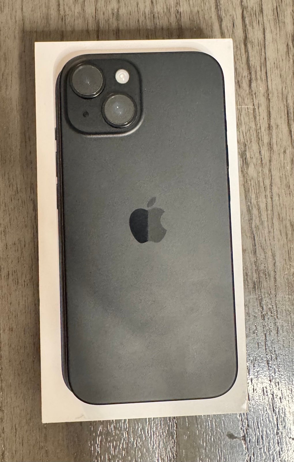 Apple iPhone 15 128 GB Unlocked 6Z77