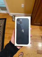 Apple iPhone 13 6G87