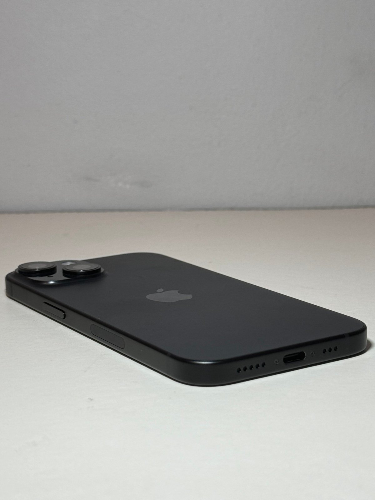 iPhone 15 128GB Verizon 1Y15