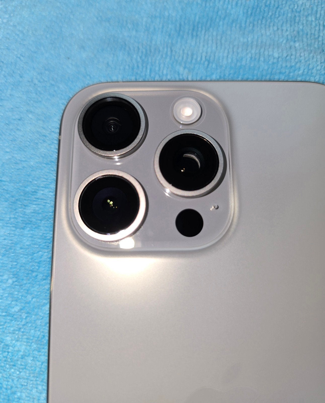 Apple iPhone 15 Pro Max Natural Titanium 256gb Unlocked MINT CONDITION 5O87