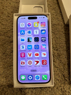 Pink iPhone 15 128g unlocked 6R75