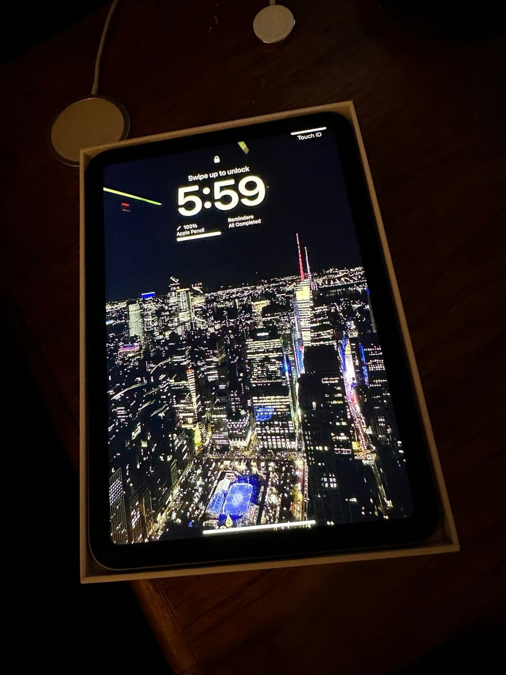 Apple iPad Mini 6th Generation 64 GB 6W28