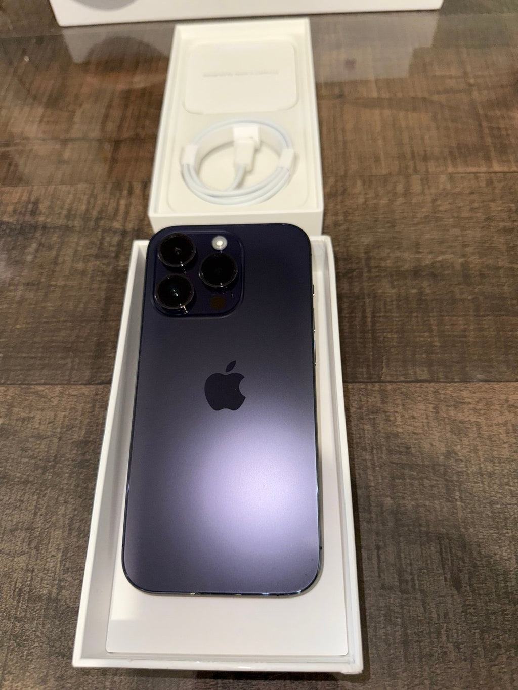 iPhone 14 Pro deep purple 256GB UNLOCKED 9M96