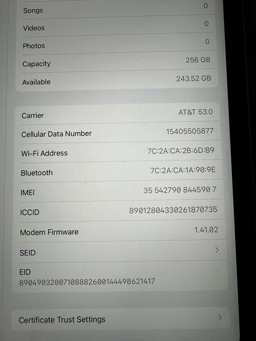 iPad Pro 4th Gen 11in 256gb with Apple Pencil 7E63