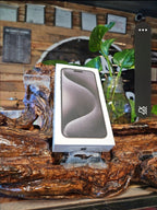 iPhone 15 pro max unlocked 256gb Titanium White unlocked NEW 9P17