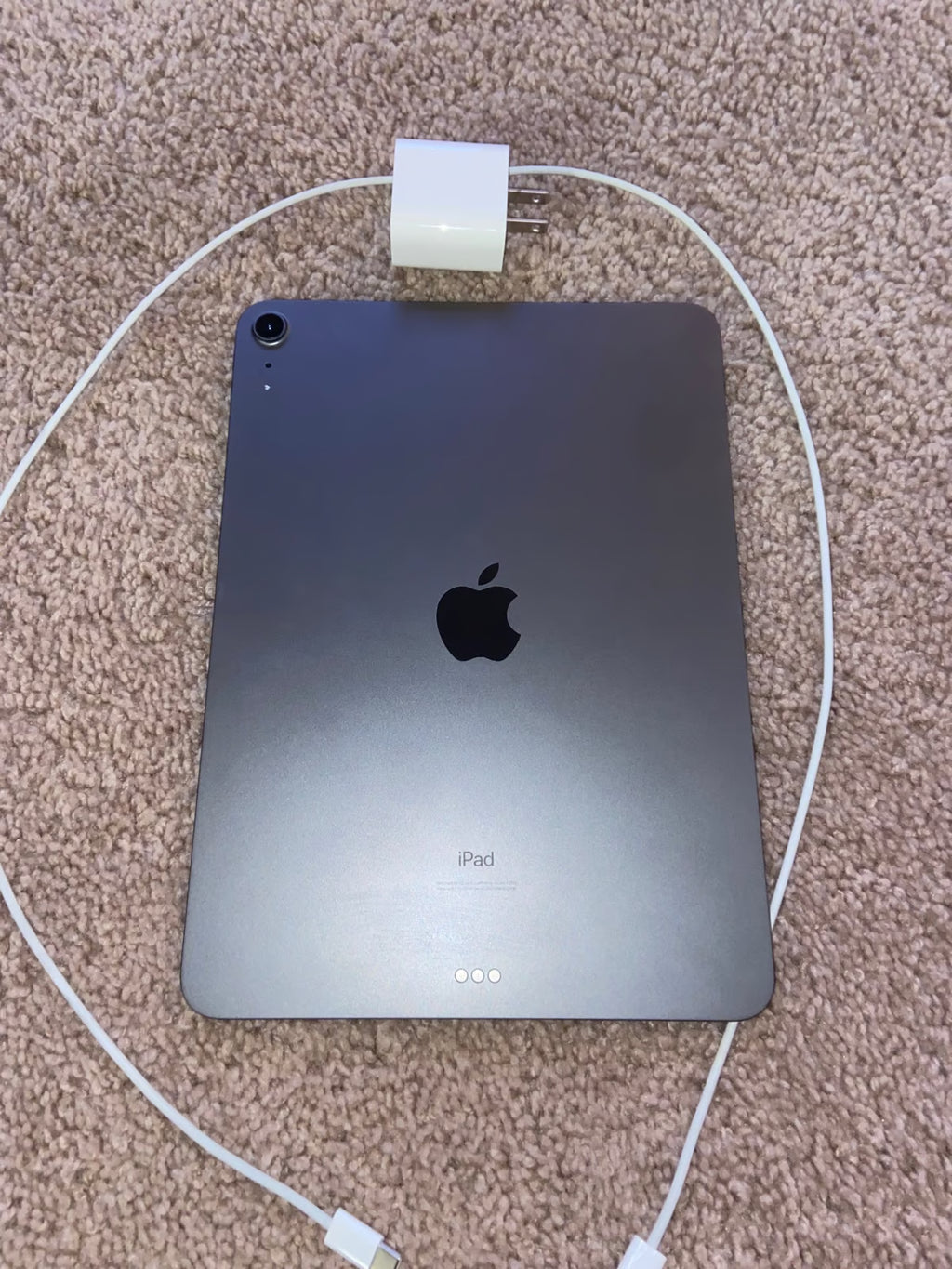 Apple iPad Air 4th Generation 64 GB in Space Gray 2Z75