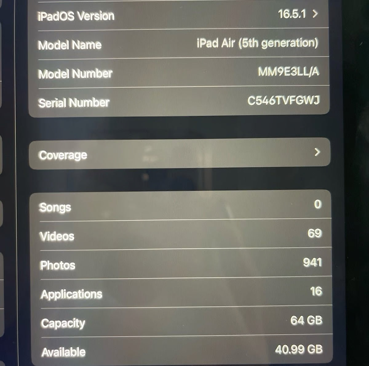 Apple iPad Air 5th Generation 64 GB in Blue 7O26