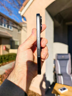 iPhone 16 pro 6.3 "" (unlocked) 7V92