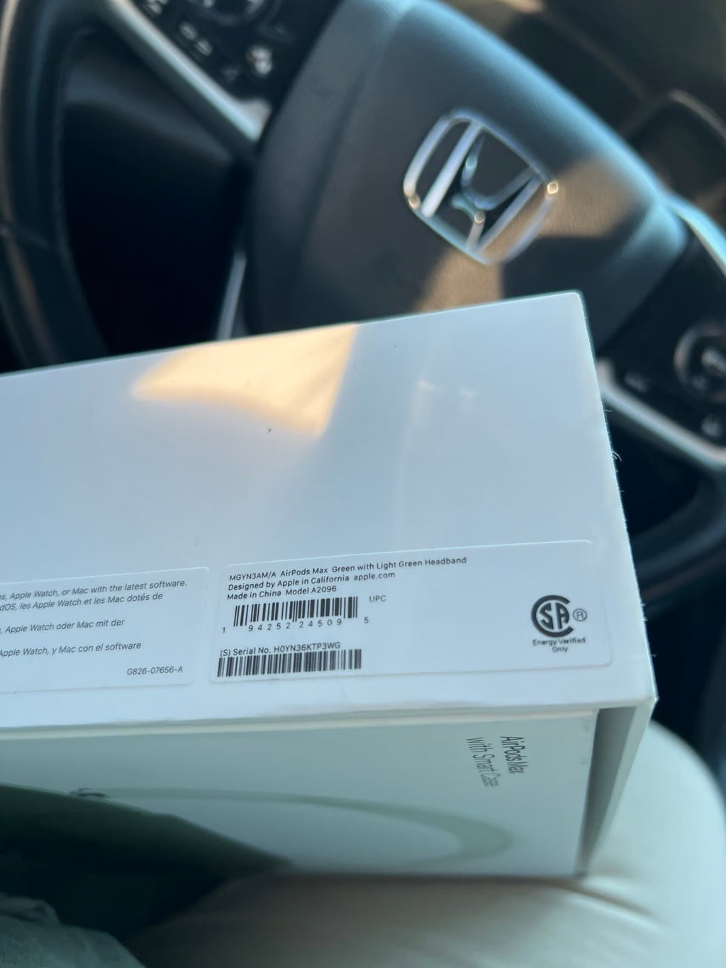 Apple AirPods Max in Green 7O37