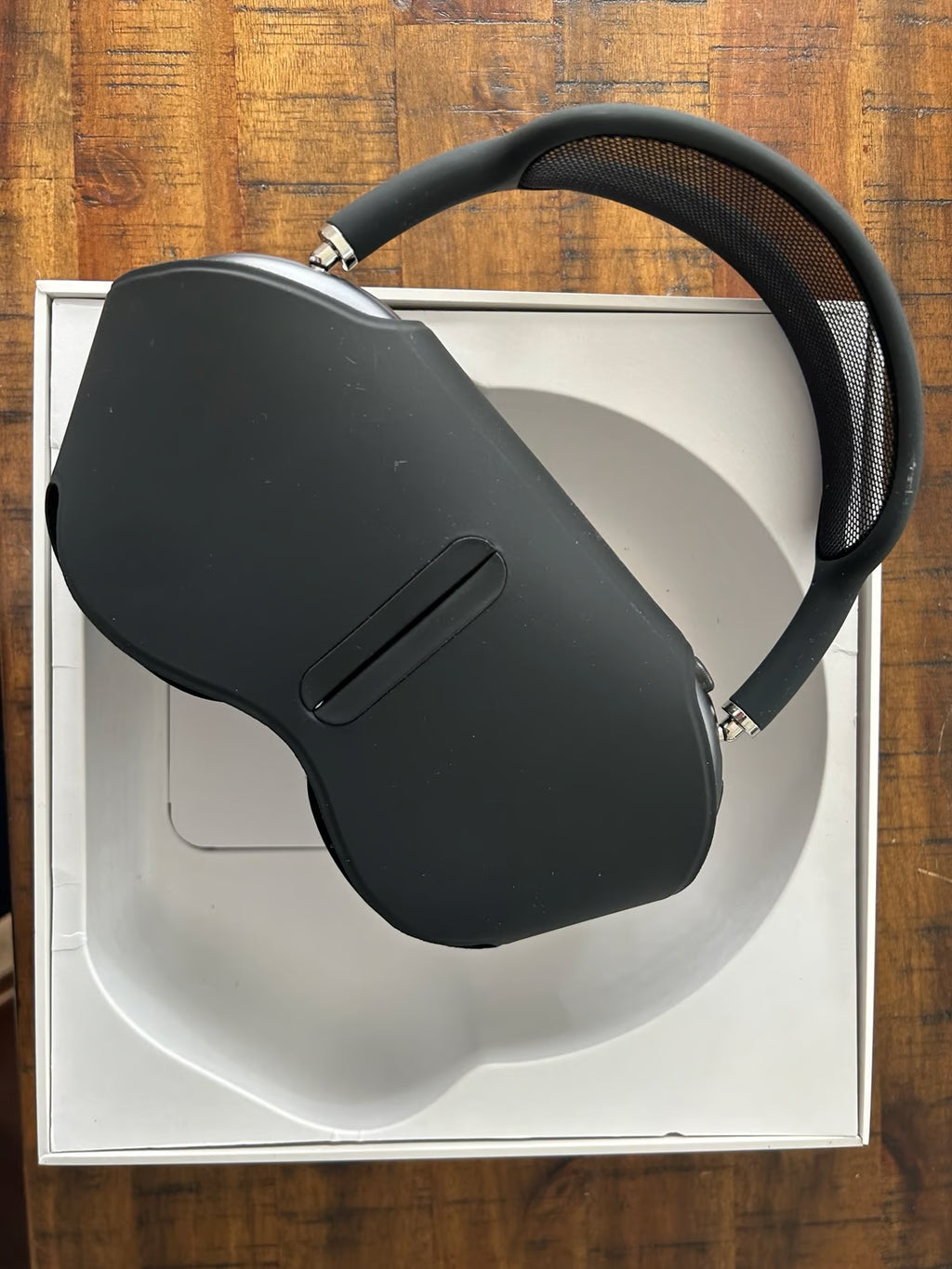 Airpod max black 1Q11