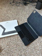 iPad Pro 12.9-inch 1 TB Wi-Fi + Cellular 4th gen UNLOCKED Space Grey 1Q83