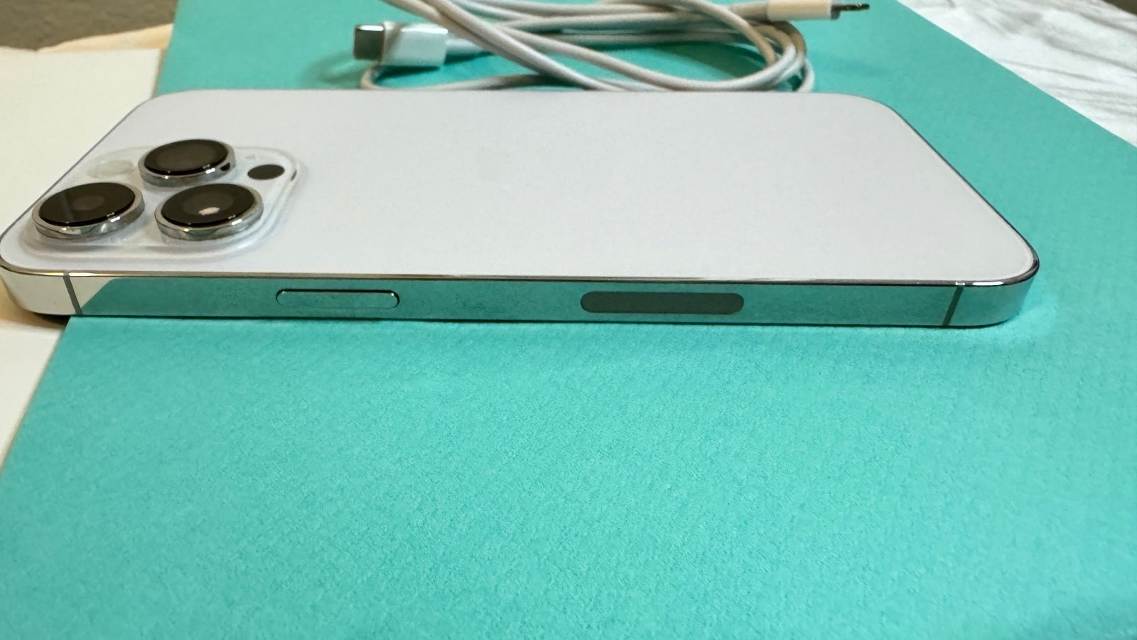 iphone 14 pro max phone unlocked 3D31