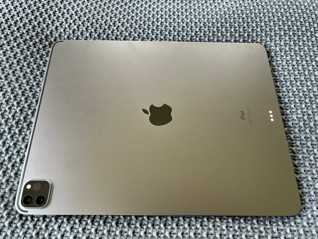iPad Pro 12.9-inch (5th Generation) + Apple Pencil 8F99
