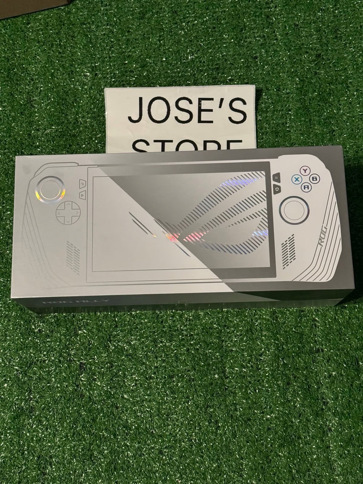 ASUS - ROG Ally 7"" 120Hz FHD 1080p Gaming Handheld - AMD Ryzen Z1 Processor - 5L56