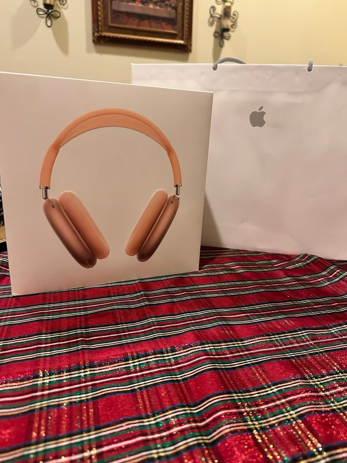 AirPod Max 2nd Gen. Orange 2U99