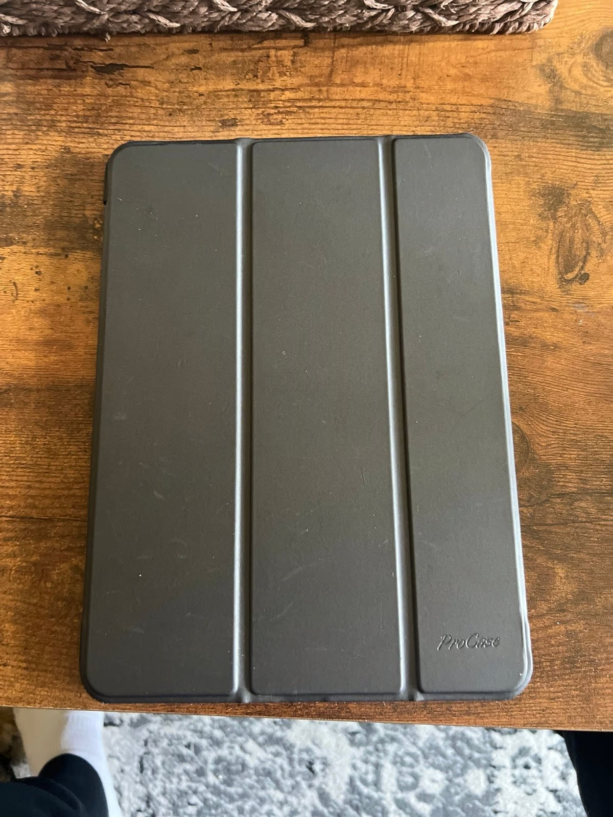 Apple iPad Air 5th Generation 256 GB in Space Gray 6Z91