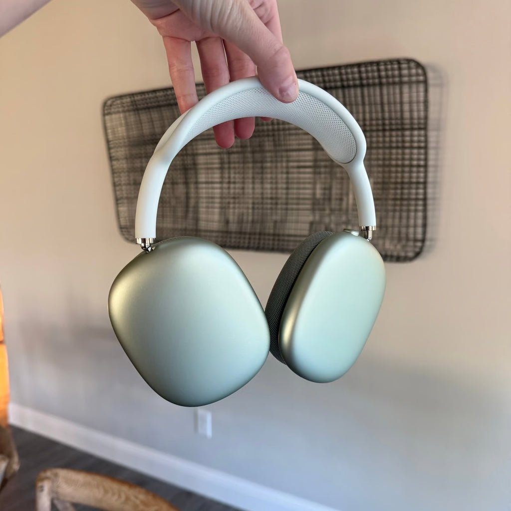 Apple AirPods Max with Smart Case in Green 2E78