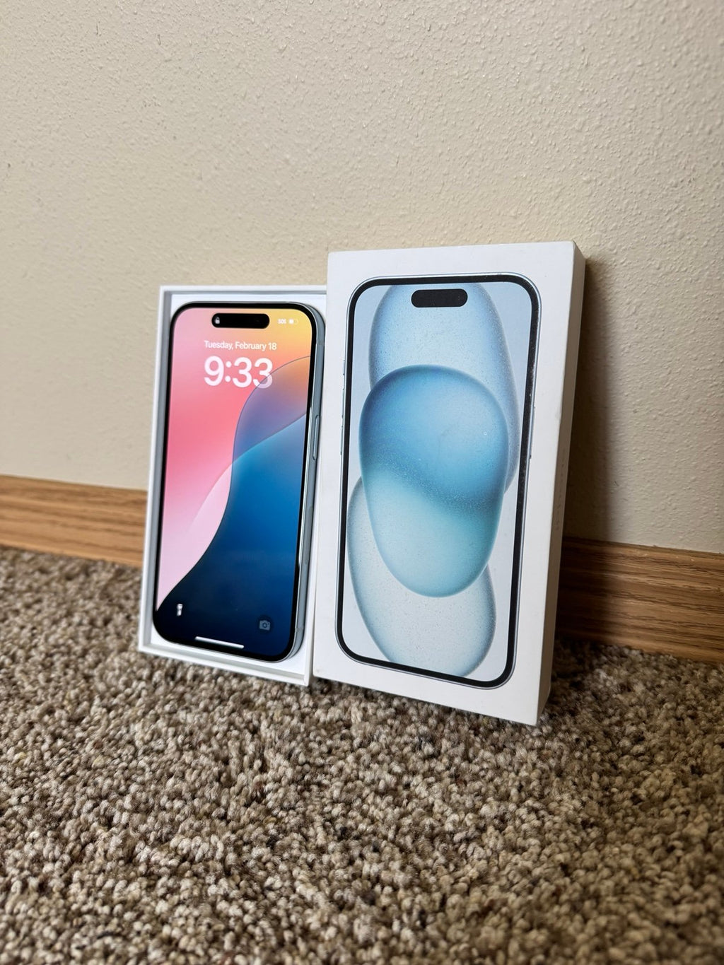 Apple iPhone 15 - 128 GB - Blue (AT&T Carrier) 7C99