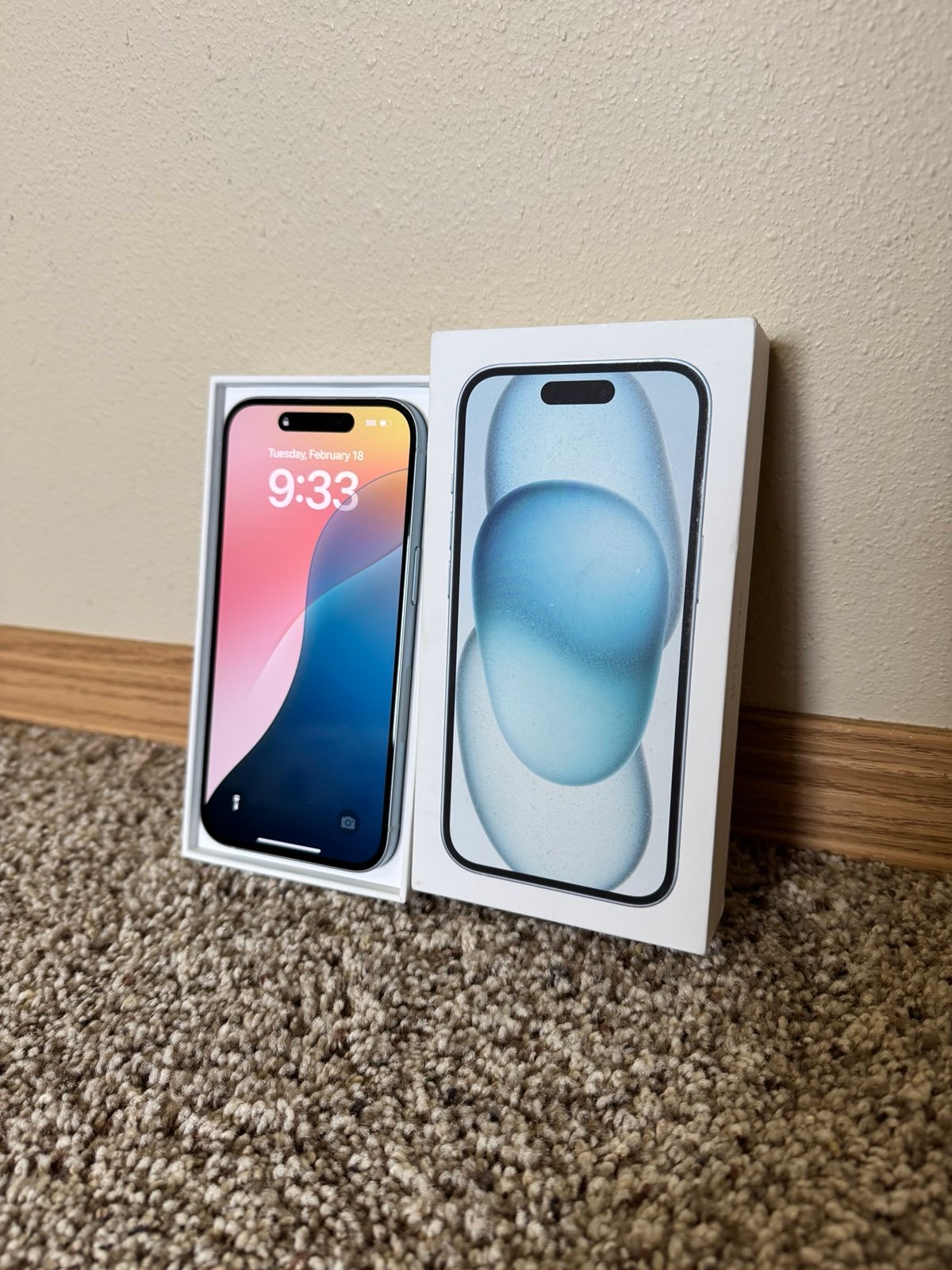 Apple iPhone 15 - 128 GB - Blue (AT&T Carrier) 7C99