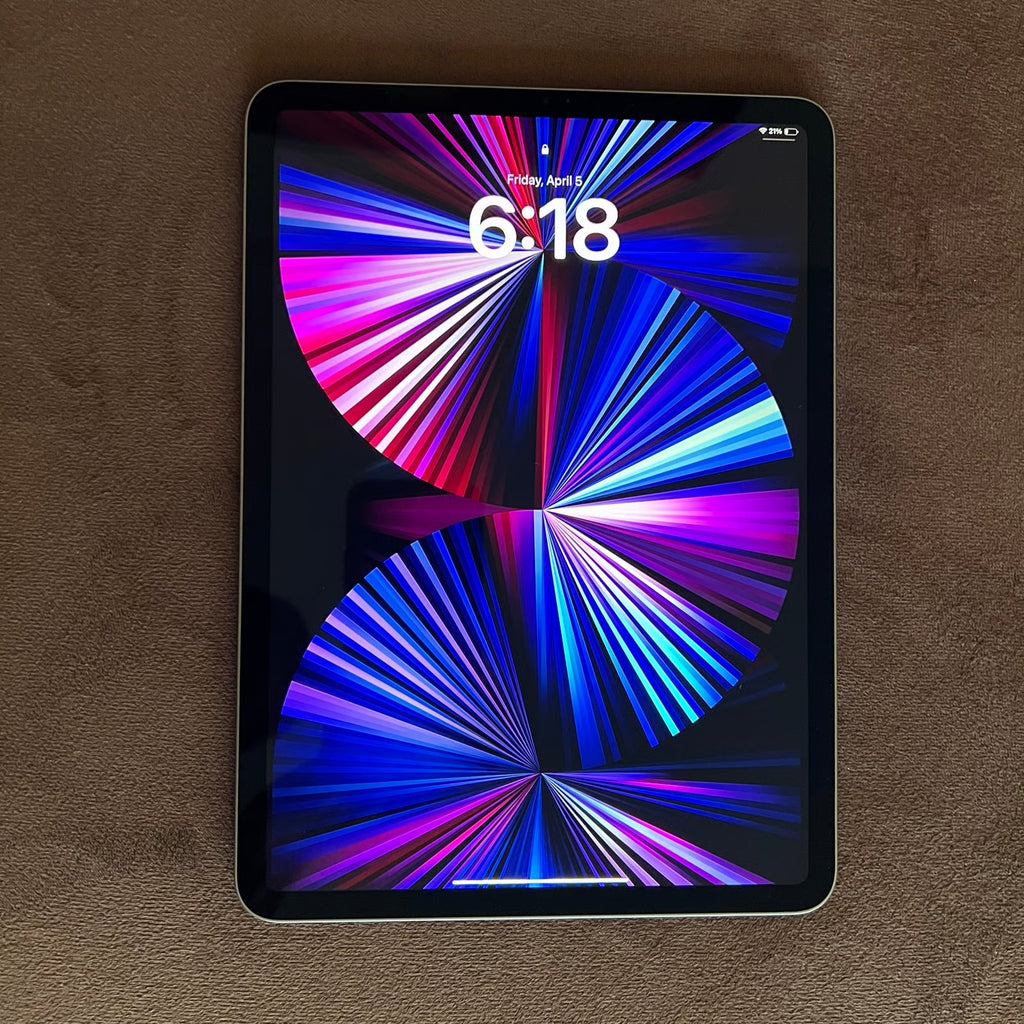 Apple iPad Pro 11�?Wi-Fi 128GB - Space Gray (3rd Gen) 6R15