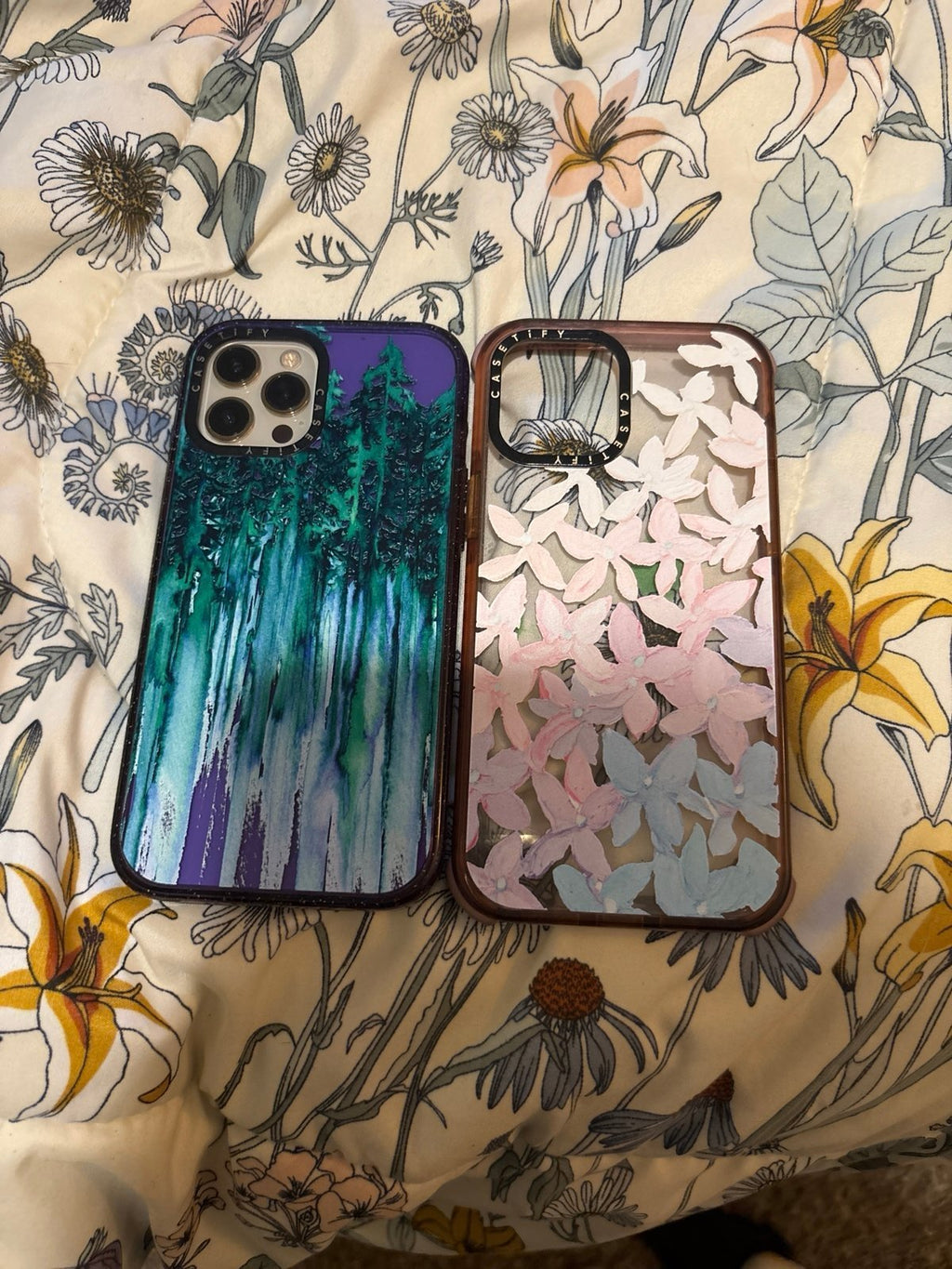 IPhone 12 Pro Max 256gb Gold Unlocked and Factory Reset 7E37