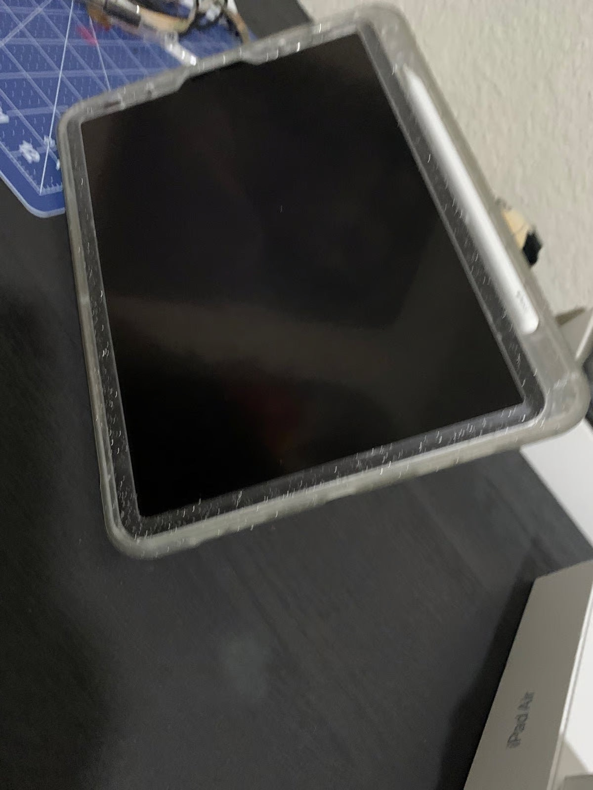 Apple iPad Air 4th Generation 256 GB with apple pencil 2nd generation 3U99