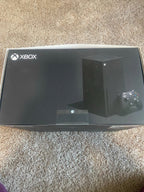 Xbox Series X 1TB SSD Forza Horizon 5 Bundle with Extra Wireless Controller 7P92