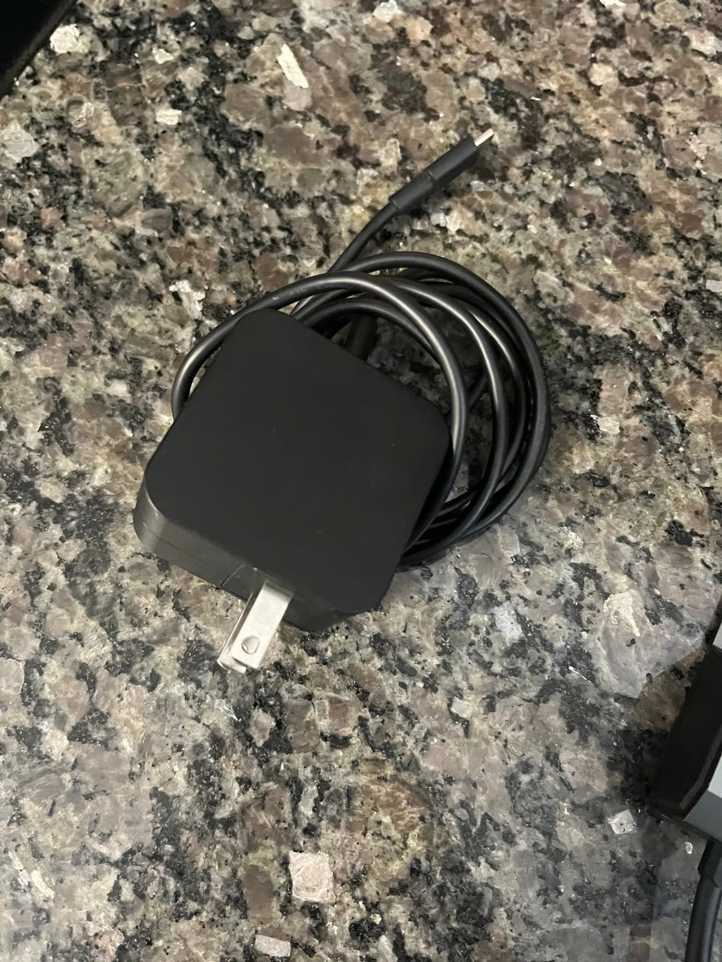 STEAM DECK 256 GB LCD MODEL W/ JSAUX DOCK 2C67