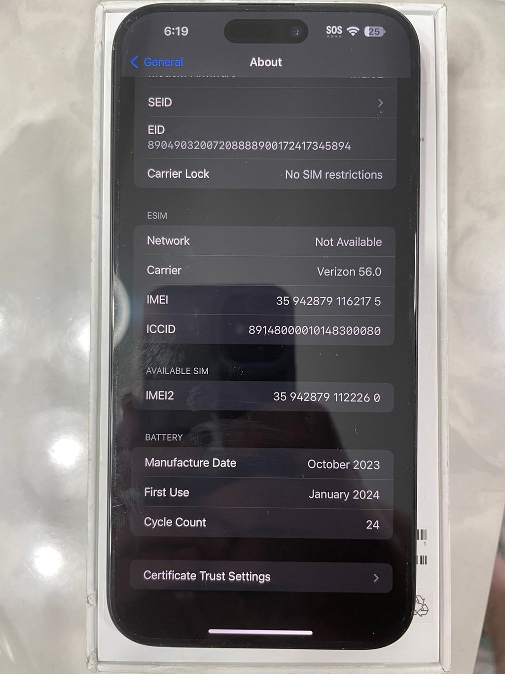 iphone 15 pro max 8Q12