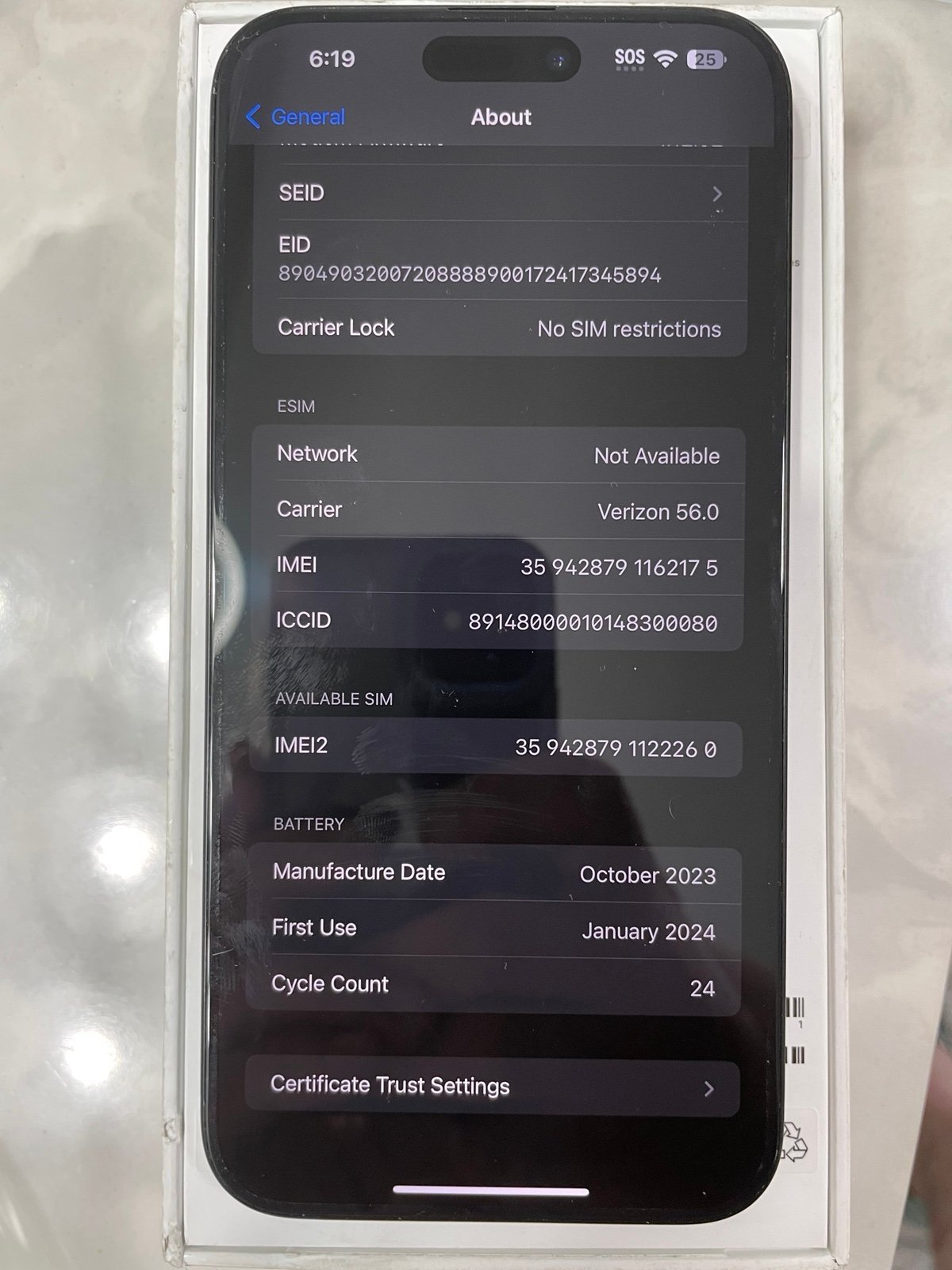 iphone 15 pro max 8Q12